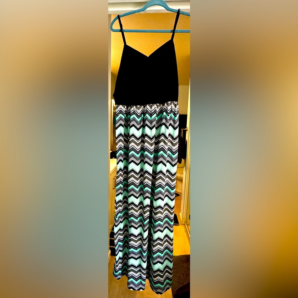 Maxi dress with Ikat print